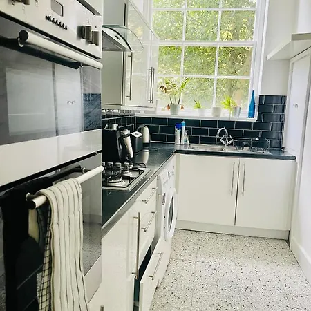 Exquisite One-bedroom Flat In Clifton, Apartman Bristol