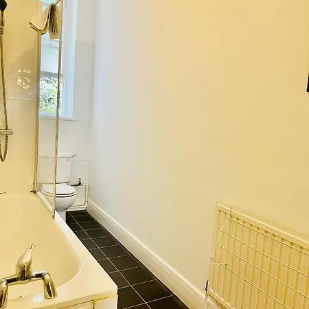 Lägenhet Exquisite One-bedroom Flat In Clifton,